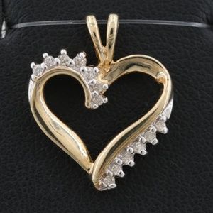 10k yellow gold & diamond heart pendant